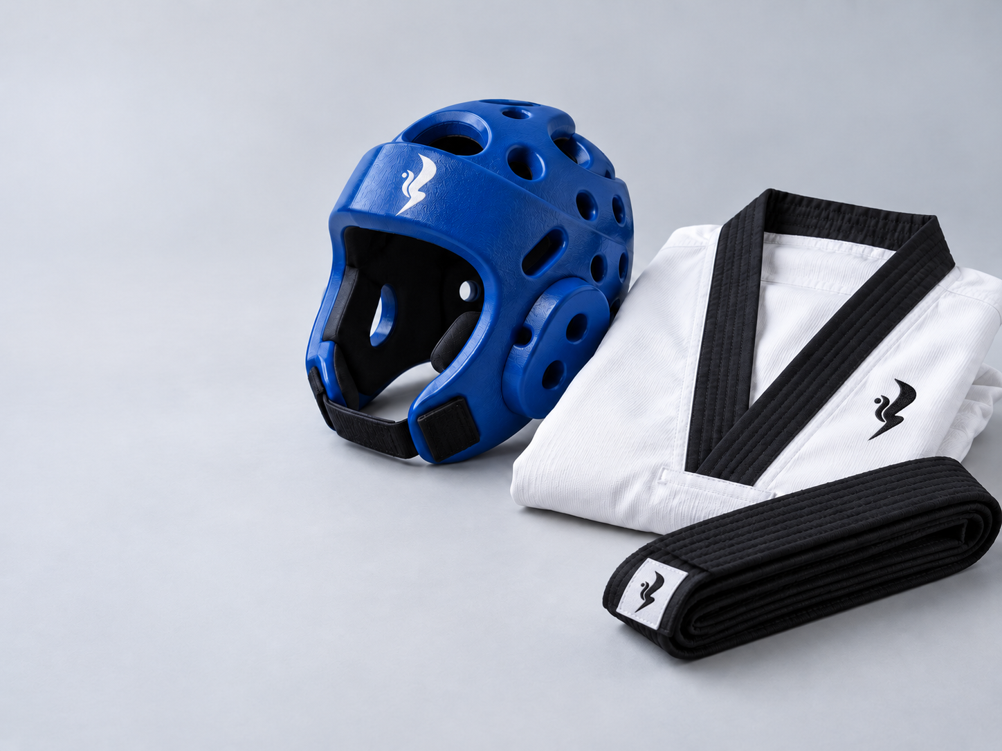 Protección y uniforme de taekwondo
